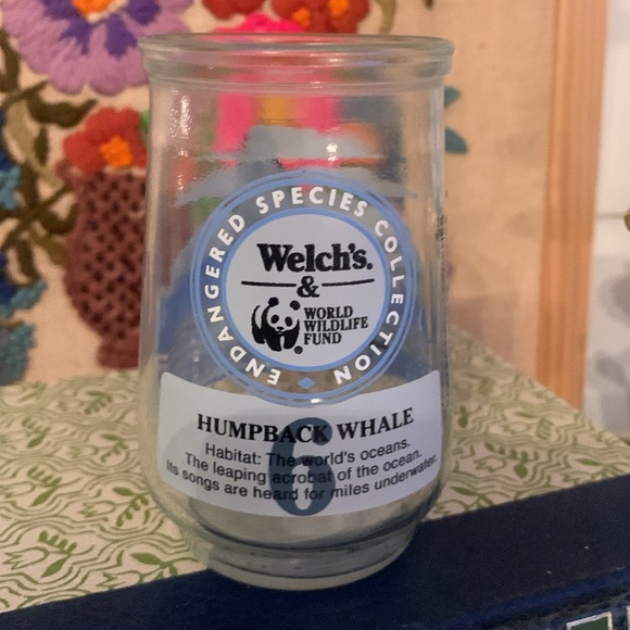 Vintage Welch’s jelly jar humpback whale - Picture 2 of 2